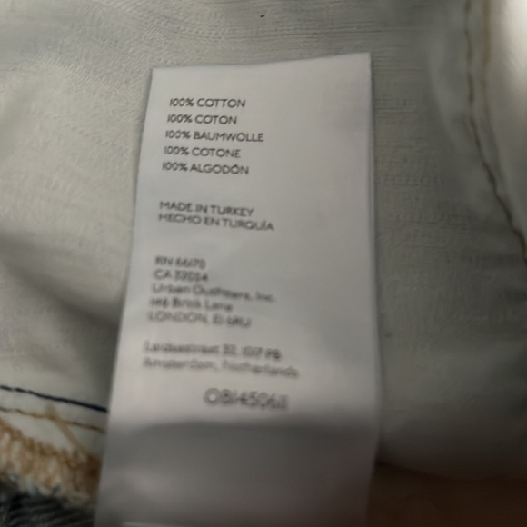 FREE People We The Free Maggie Mid Rise Short in Kiss Me - Picture 9 of 9